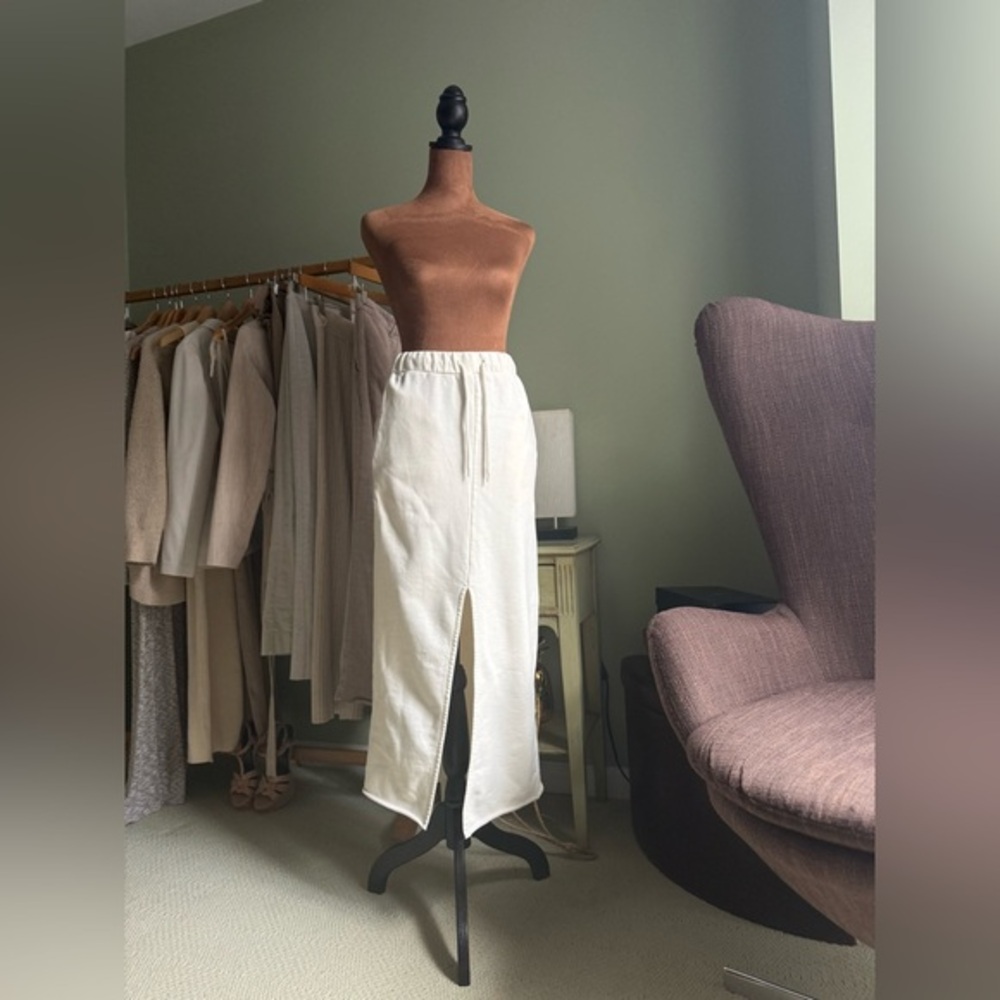 Forever 21 Drawstring Casual Cream Maxi Skirt